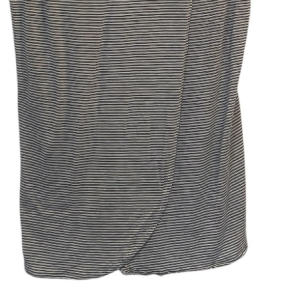 Marine Layer Striped Sleeveless Top, Tulip Back, Navy Blue/White, Lightweight,XL - Picture 6 of 16